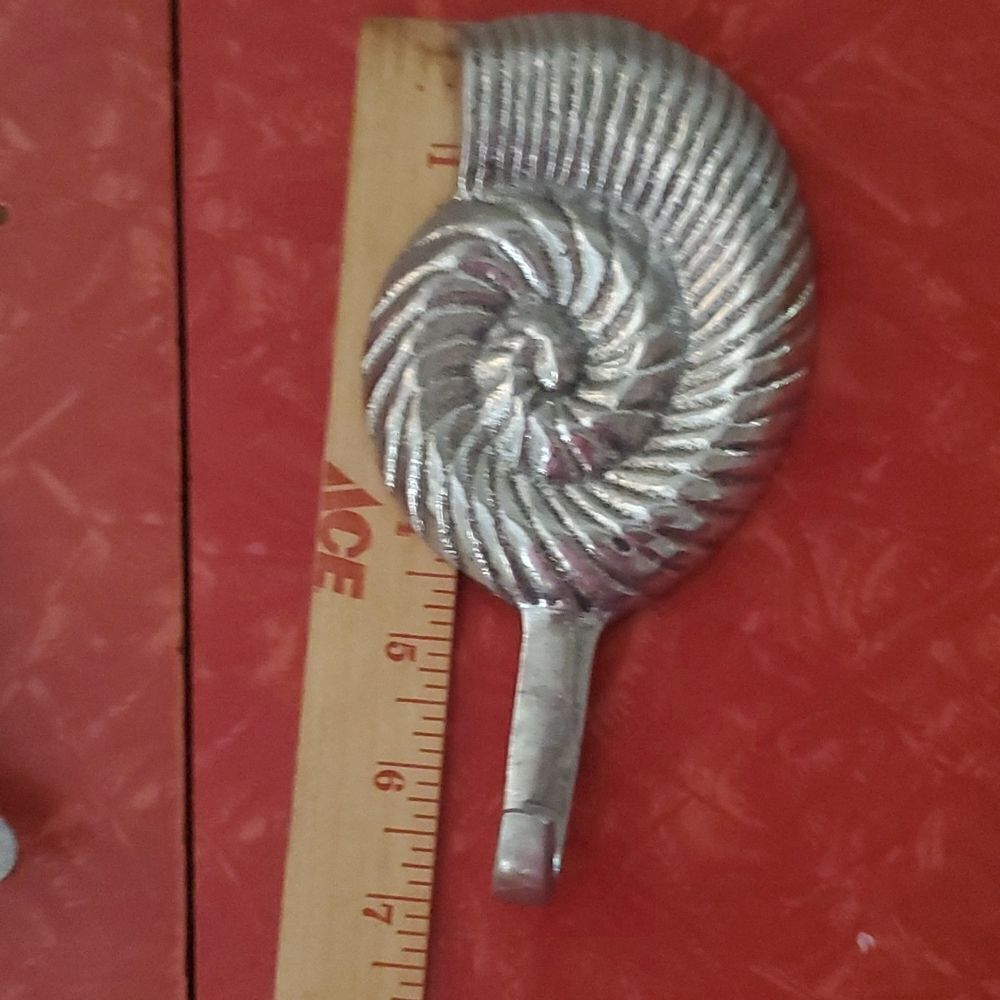 Starfish Shell Wall Hooks Set of 4 - Picture 7 of 10